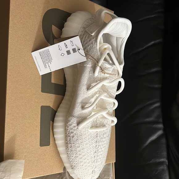 BRAND NEW yeezy bone 350s. Size 8 in men and 9 in women.